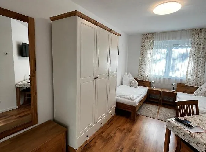 Gaestehaus - Monteur Und Gaestezimmer - 3*